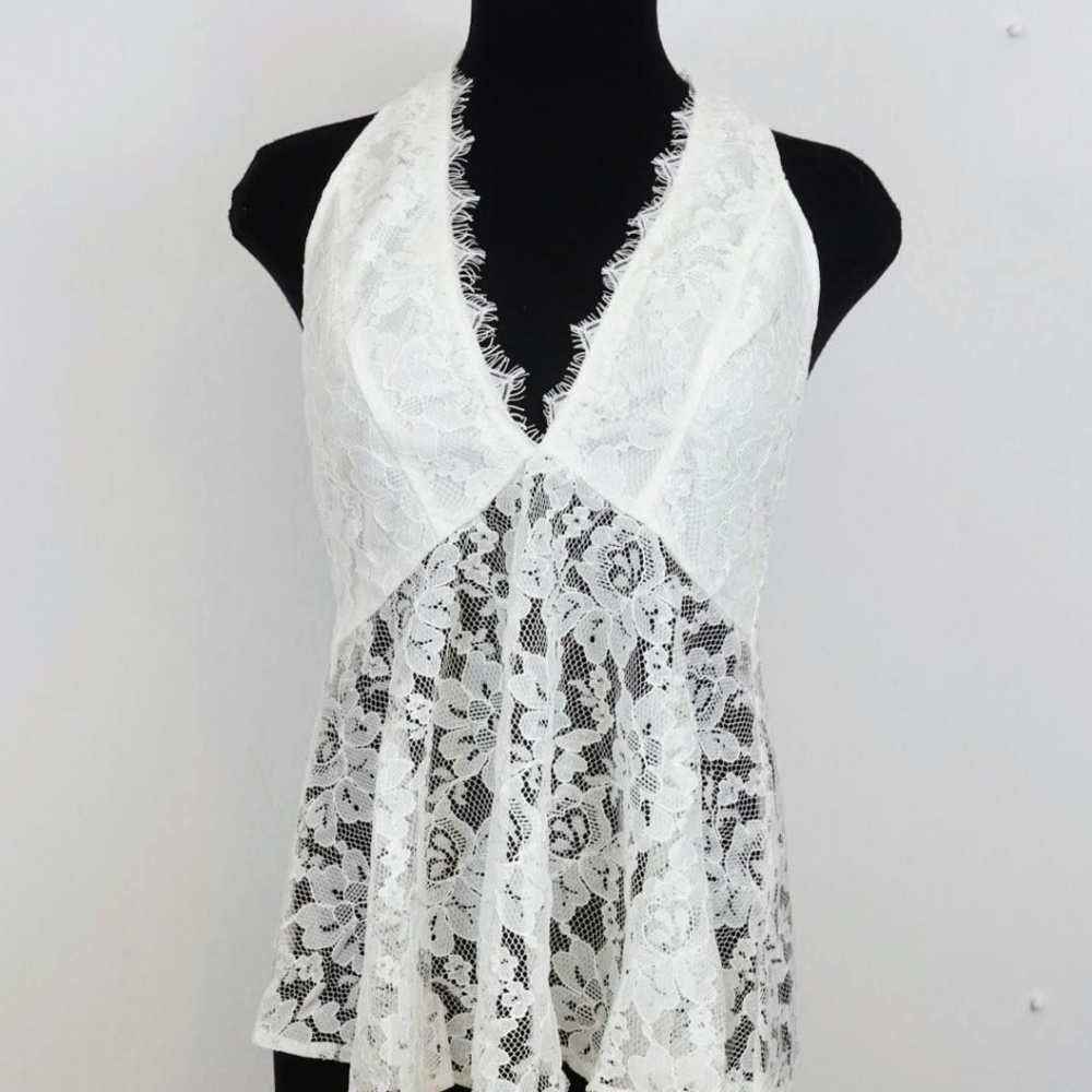 3/$10 Sale NWT Signature 8 Halter Blouse Boho